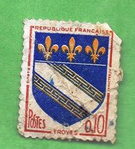 Used France Postage Stamp (1962) 10 Arms of Troyes - Scott # 1041 - £0.75 GBP