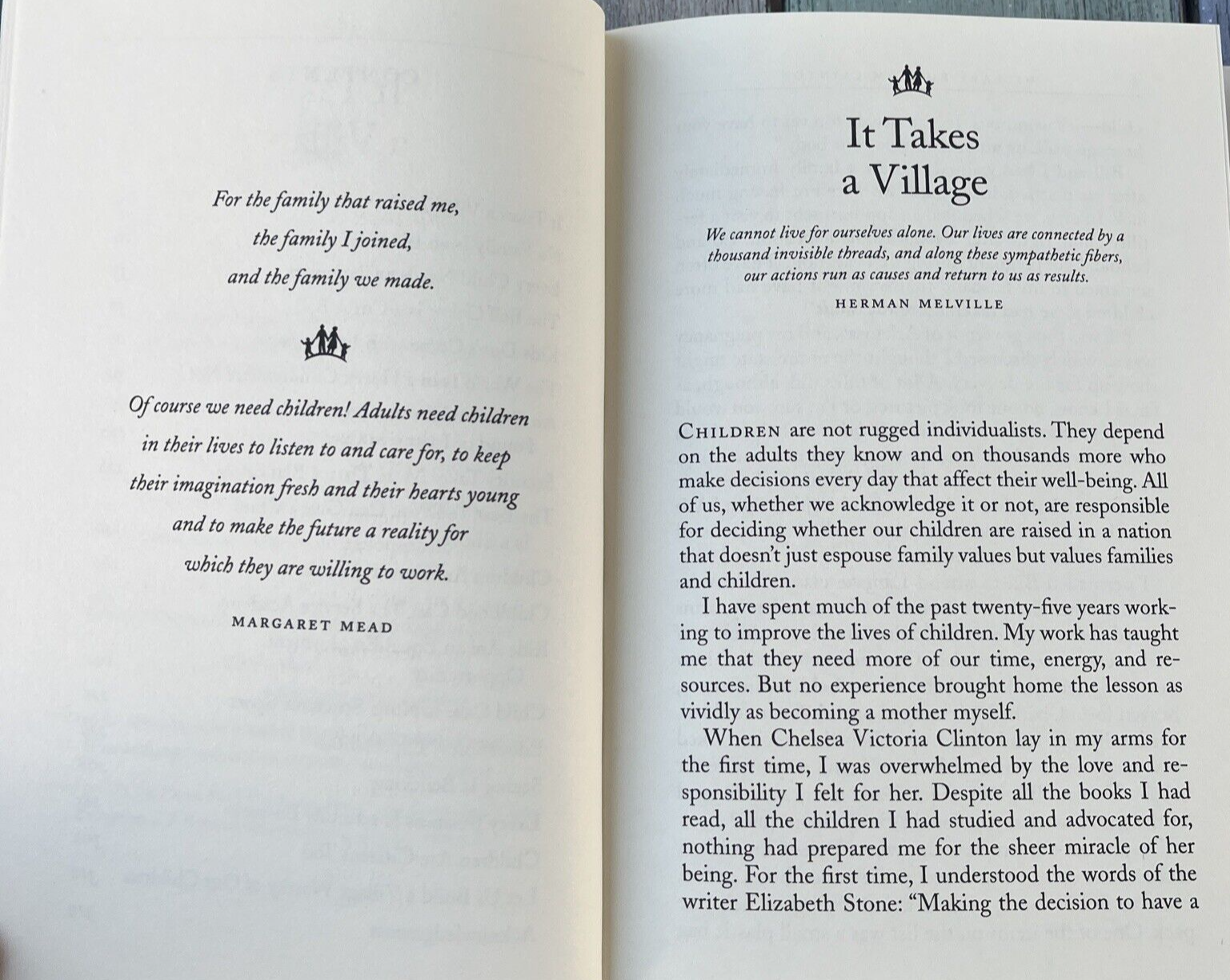 It Takes a Village by Hillary Clinton 1996, Signed Item image 4