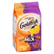 8 Bags of Goldfish Mix Xtreme Cheddar &amp; Pretzel Baked Snack Crackers 180... - £32.20 GBP