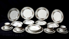 MIKASA 22 Piece Fine China CAMBRIDGE L9015 - Full 5 Piece Place Setting ... - $3,198.24 MXN