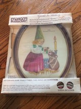 NEW Grooming Gnome Pet  Paragon Needlecraft Gnomes In Stitchery Frame Kit #0281 - £31.93 GBP