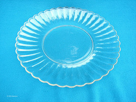 Anchor Hocking Classic Pattern Scalloped Large 14 3/8&quot; Round Clear Platter/Plate - £8.97 GBP