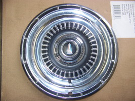 1965 Plymouth Fury Valiant 14&quot; Hubcap Oem (1) #2530322 - £35.18 GBP