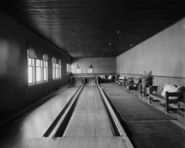 Bowling alley at Paul Smith&#39;s Hotel in New York Adirondacks Photo Print - £7.04 GBP+