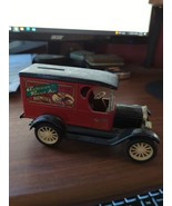 Budweiser ERTL Die Cast 1923 Delivery Truck Bank.   With Key. - $131.92 MXN