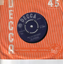 Val Doonican Walk Tall 45 rpm Only The Heartaches British Pressing - $6.92