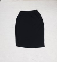 Basic Black 23 inch Pencil Straight Skirt 6.5 inch Back Slit Size 6 - $17.00