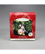 Hallmark 1997 Mickeys Holiday Parade #1 Bandleader Mickey Mouse Ornament - $182.52 MXN