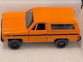 Jada Toys 1980 Chevy K5 Blazer Diecast 1:32 Scale Orange *Pre-Owned/No B... - $15.99