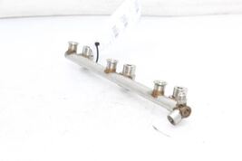 Fuel Injection Parts Fuel Rail 3.6L Lower Fits 06-10 12-18 PASSAT 69880 image 3