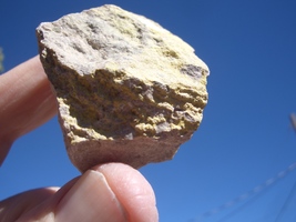 COFFINIITE NATURAL URANIUM ROCK  2.0 OZ., 29k GRANTS NM  $24.00 + $9.50 S/H - $24.00