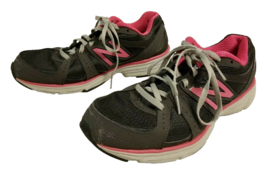 NEW BALANCE Womens 421 Grey &amp; Pink 8.5 B Running Tennis Shoes WE421PS1 - £14.93 GBP