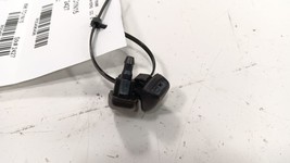 Toyota Prius Windshield Washer Sprayers    2012 2013 2014 2015 - $456.38 MXN