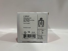 FIX 8 PK Legrand 3864 Turnlok Locking Plug, 30A 125/250V, NEMA L14-30P - $108.00