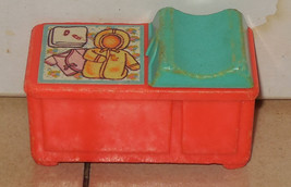 Vintage Fisher Price Little People Orange Changing table FPLP #761 Play ... - $14.43