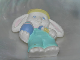 Estate Hallmark Cards White Plastic Floppy Eared Spring Easter Bunny Rabbit Pin - £4.70 GBP