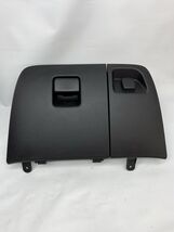 15-19 SILVERADO 2500 PICKUP CENTER LOWER DASH COMPARTMENT BLACK OEM 2317... - $63.36