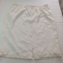 R&M Richards Women's Cream Rear Zipper & Slit Casual Skirt Size 24W Waist 44" image 12