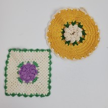 Vintage Handmade Raised Flower Potholders LOT OF 2 Multi Color Kitchen &amp;... - $11.30