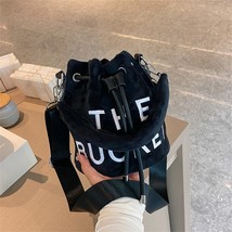 Plush Bucket Handbags for Women 2022 New Designer Crossbody Bag Fashion Letter P - £42.93 GBP