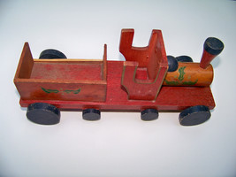 Vintage Wooden Toy Train Car - £29.80 GBP