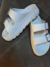 J/Slides NYC Platform Eva Double Strap Buckle Sandal Size 7 White - £19.46 GBP