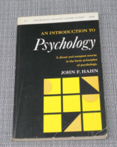 An Introduction to Psychology 1962 College Course Guide John F. Hahn DoubleDay - £7.91 GBP