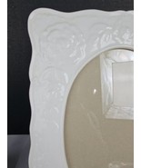 Ceramic White flowers picture frame 13&quot; x 10.5&quot; LaVie Tabletop Vintage - £11.73 GBP