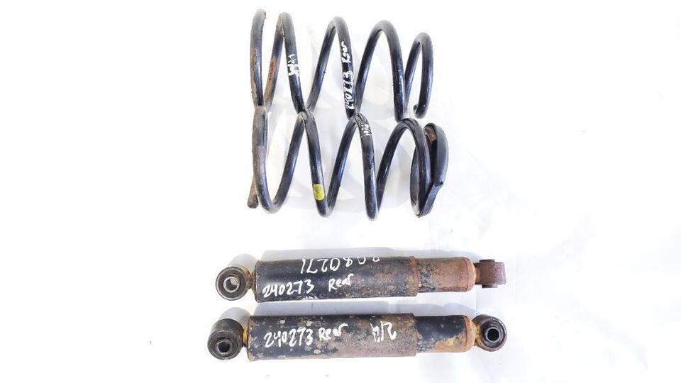 2000 Subaru Sambar OEM Rear Shocks And Coil Springs90 Day Warranty! Fast... - $118.80