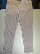 Jordache Skinny Jeans Women’s 18 Tan Color - Read - $14.35