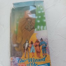 1991 The Wizard Of Oz The Cowardly Lion Doll Heavy Box Wear Plastic Ripped - £14.75 GBP