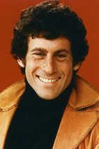 Paul Michael Glaser In Starsky And Hutch 11x17 Mini Poster - $12.99