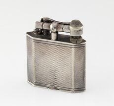 Dunhill Silver Plated Lighter With Diamond Pattern 143752 - $757.35
