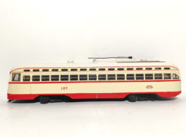 1:50 Corgi Woodward River PCC Trolley #107 Red/Cream Streetcar 1231 of 2... - $929.81 MXN