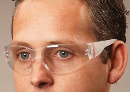 SAFETY GLASSES WITH CLEAR LENSES WRAP AROUND SIDES - £3.94 GBP