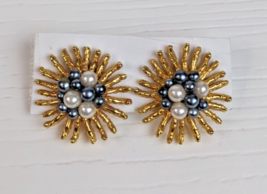 Vintage faux Pearl Starburst floral shape gold tone Clip On Earrings - £11.86 GBP