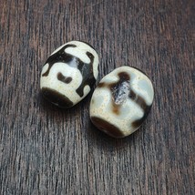 Lot 2 Unique pattern Tibetan agate stone dzi bead amulet - $59.80