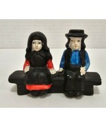 Pre Owned Porcelain Pilgrim Amish Couple On Bench - £11.50 GBP