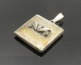 RB CO. 925 Sterling Silver - Vintage Floral Swirl Detail Square Pendant- PT15954 - £54.67 GBP