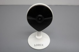 Lorex W261ASC-E Day/ Night 2MP 1080p Full HD Smart Indoor Wi-Fi Security Camera image 3