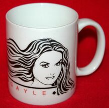 Vintage CRYSTAL GAYLE Porcelain COFFEE / TEA MUG CUP Pop Country Singer - $24.74