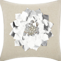 16&quot; X 16&quot; Silver Zippered Polyester Christmas Throw Pillow - £40.02 GBP