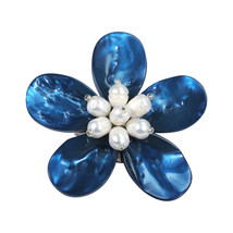 Sweet Daisy Dyed Navy Blue Mother of Pearl Floral Pin or Brooch - £9.29 GBP