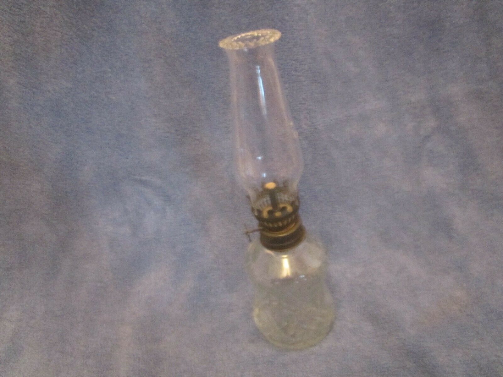 OIL LAMP 9.5" Lamplight Farms MADE IN AUSTRIA [Y78g] - £16.53 GBP