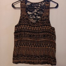 XXI. Womens Size Medium Rayon Tank Top Gold Black Knit Lace Trim Y2k Aztec - $250.02 MXN