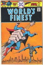 World&#39;s Finest Comic Book #235 DC Comics 1976 FINE - £4.73 GBP
