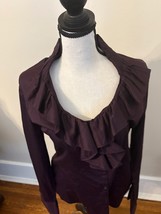 Ann Taylor Loft purple ruffle v-neck Size 10 - $409.73 MXN