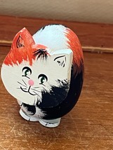 Handmade Painted Wood Egg Calico Kitty Cat Figurine – 2.5 inches high x 1.5 x 2 - £6.24 GBP