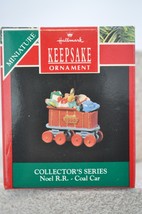 Hallmark  Noel R.R. - Coal Car - 2nd in Series - Miniature Keepsake Ornament - £8.51 GBP