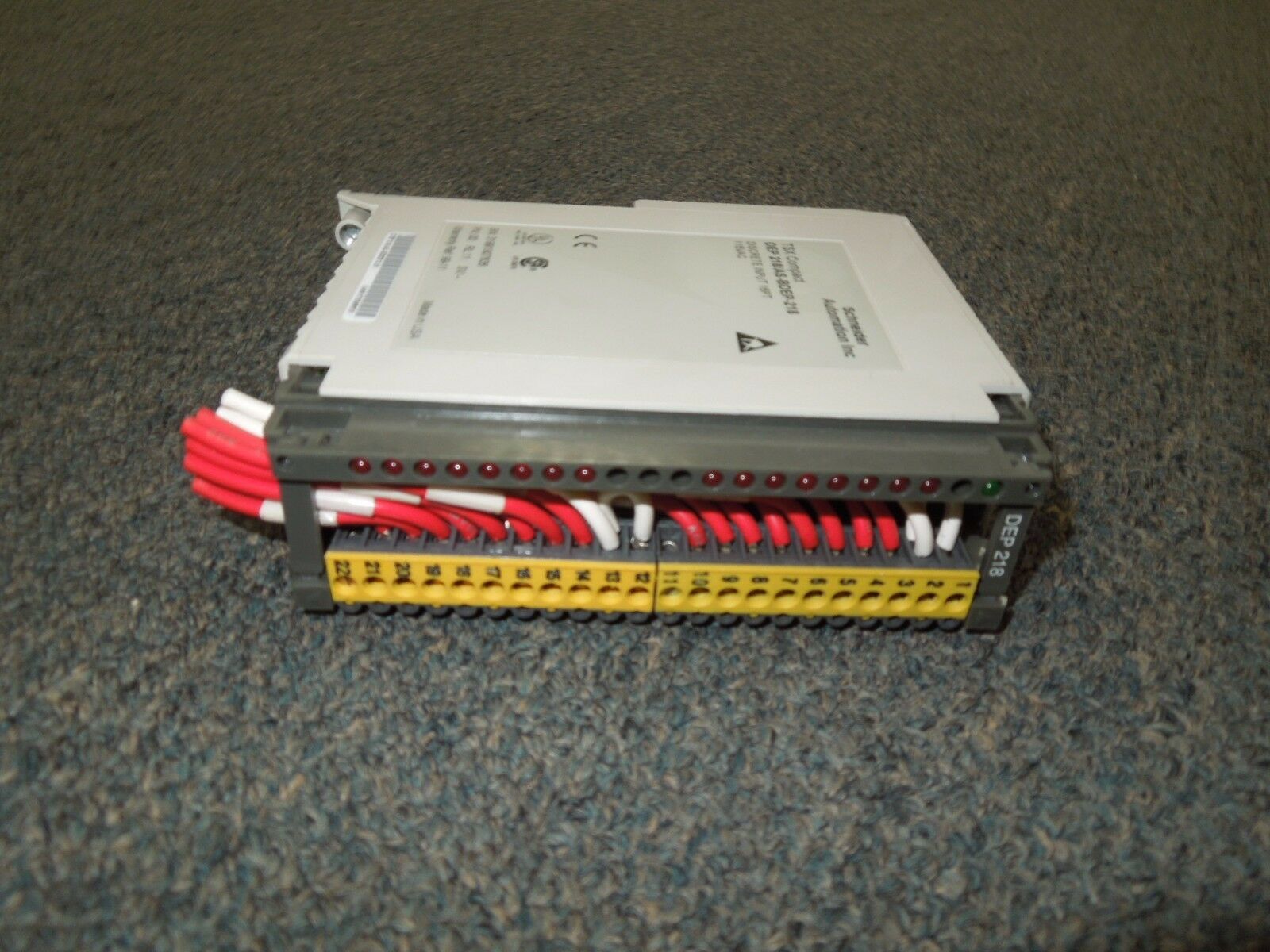 Schneider Automation DEP 218/AS-BDEP-218 TSX Compact Discrete Input 16PT... - $40.00